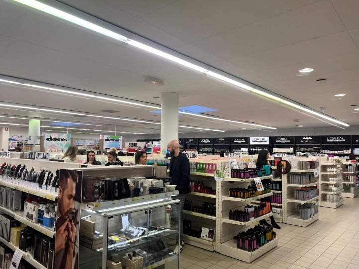 Boutique cosmétiques coiffeur Grenoble