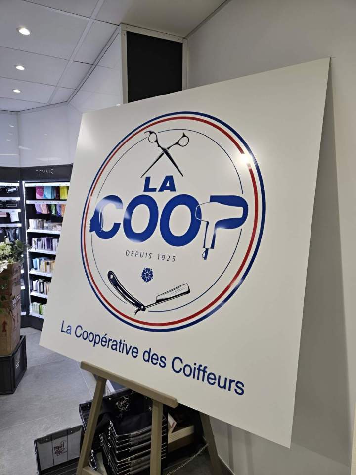 Enseigne La Coop des Coiffeurs Grenoble