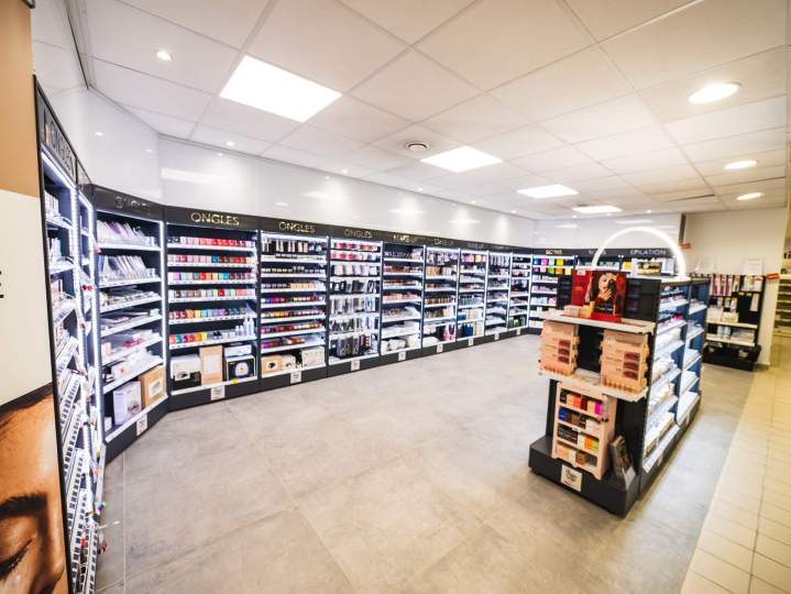 Fournisseur de produits et d'équipements pour coiffure à Grenoble